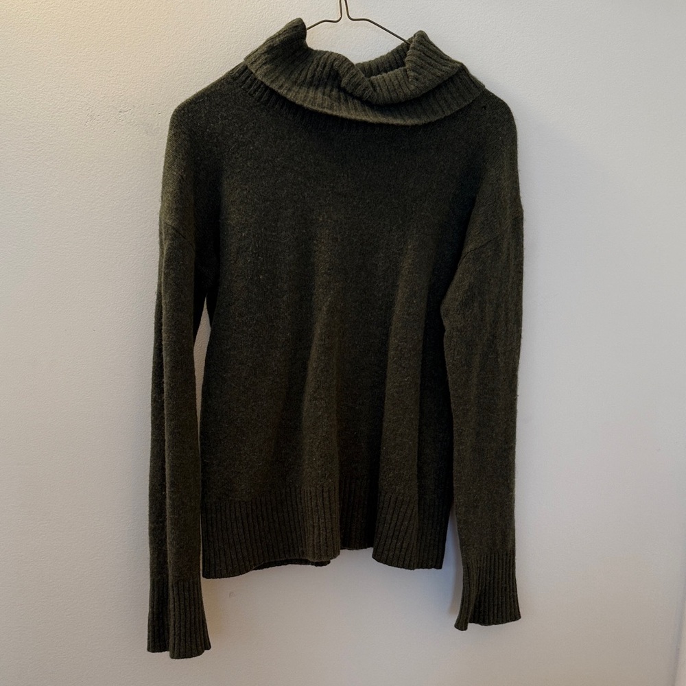 Roots Small Wool sweater